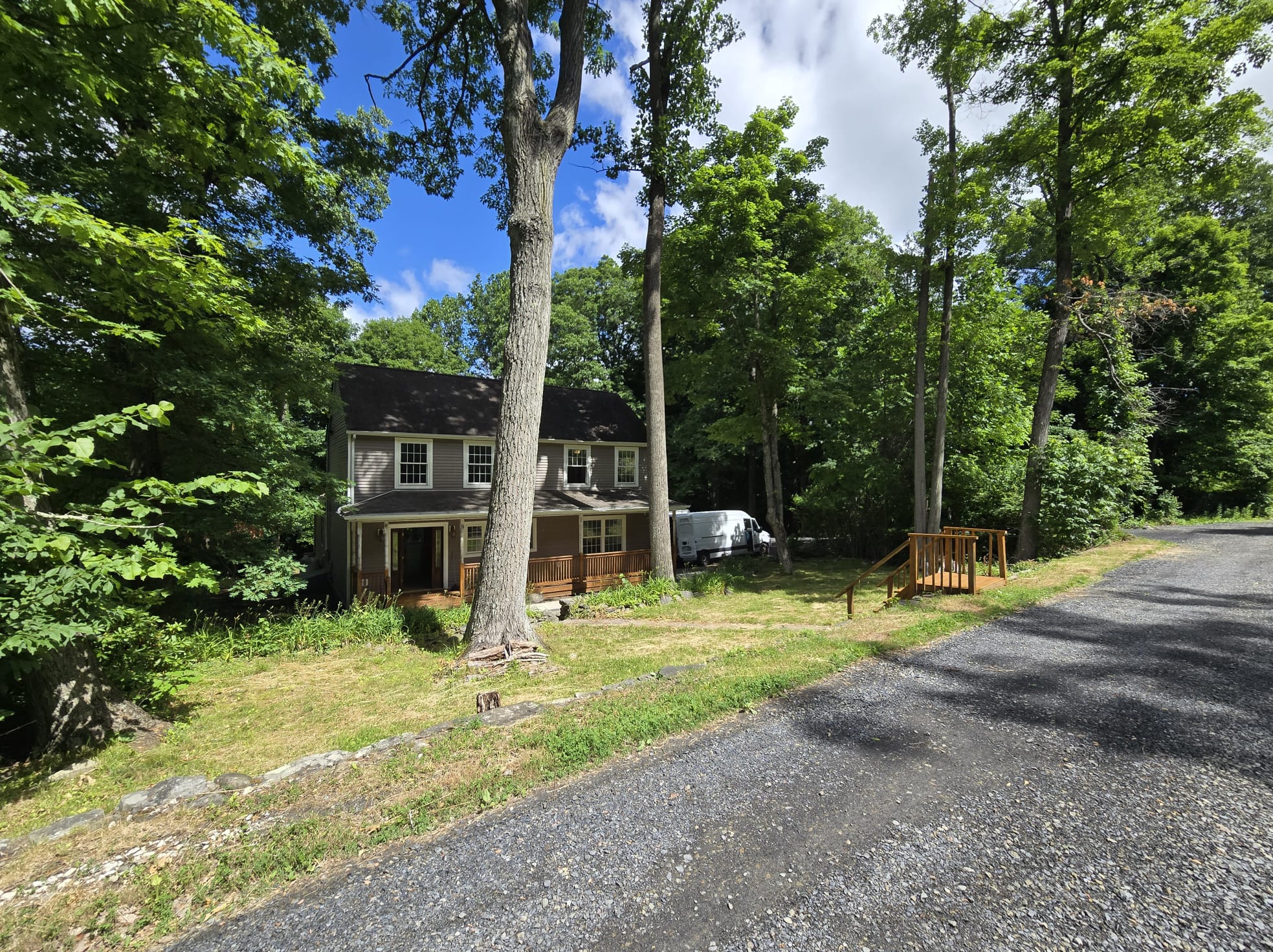 4 Bedrooms · 2 Baths House — Monroe