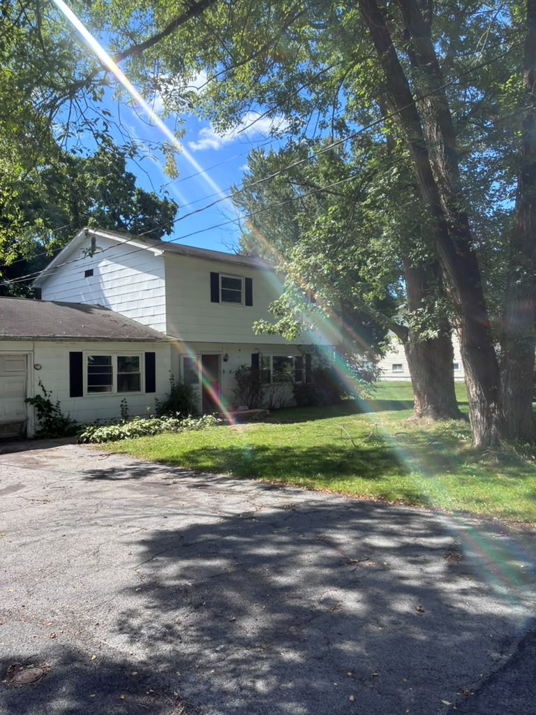 4 Bedrooms · 2 Baths House — Chester