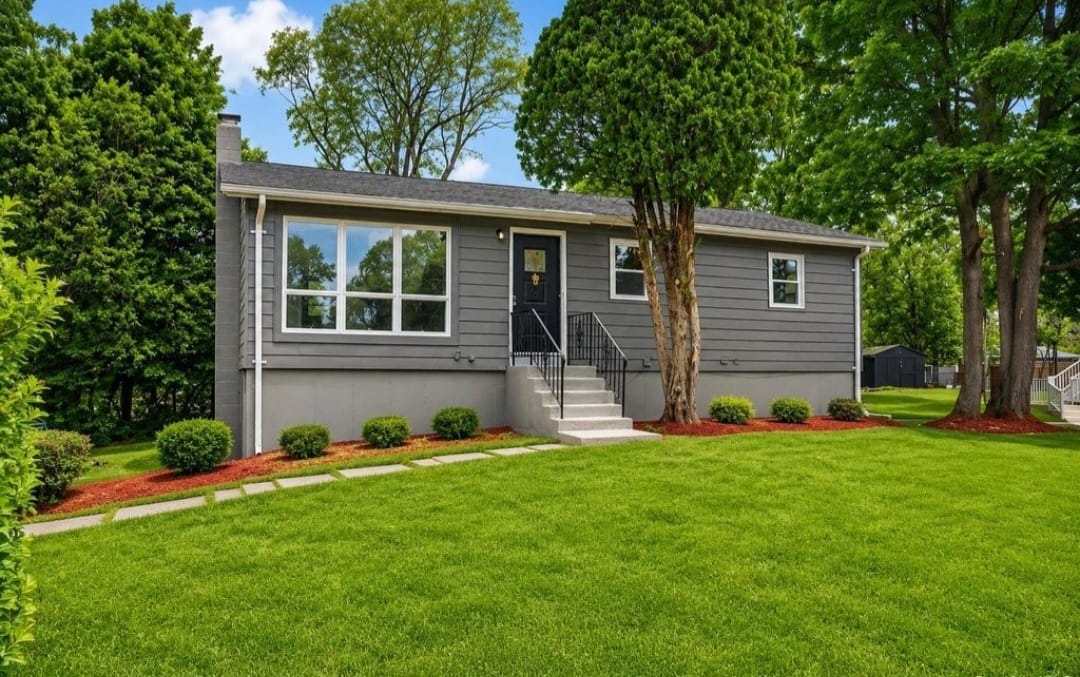 3 Bedrooms 2 Bathrooms House Monroe