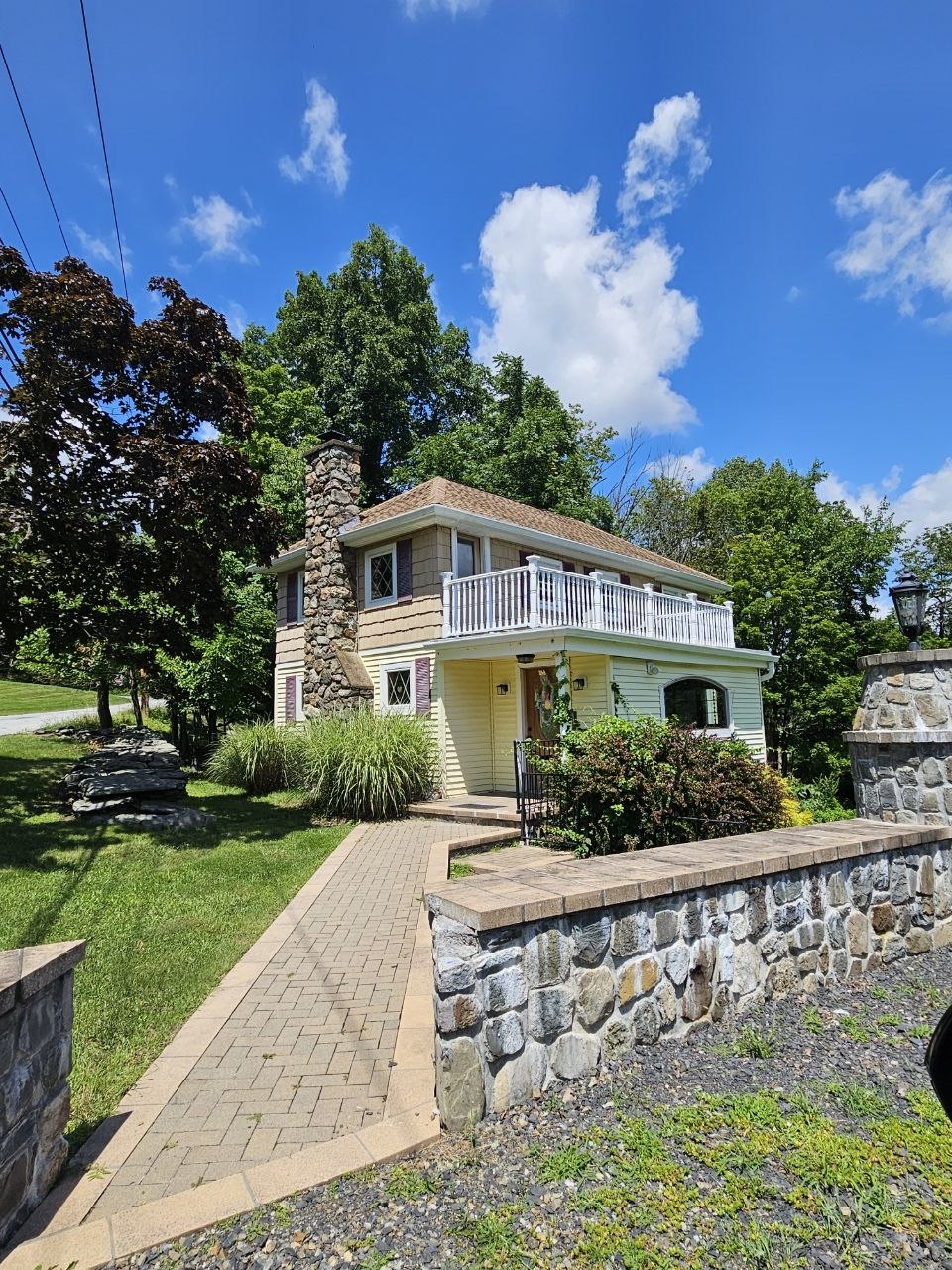 2 Bedroom House Available in Monroe NY 10950