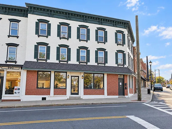 1 Bedroom · 1 Bath Apartment — Walden